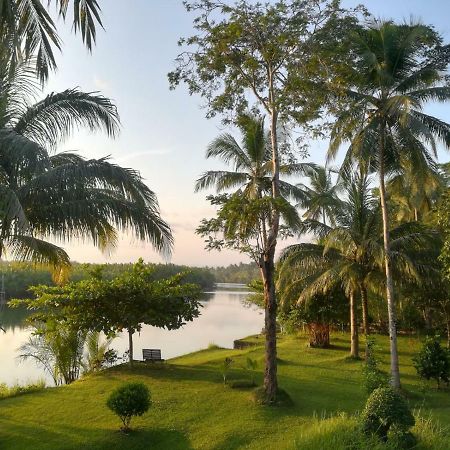 Villa Kanari Batukaras Luaran gambar