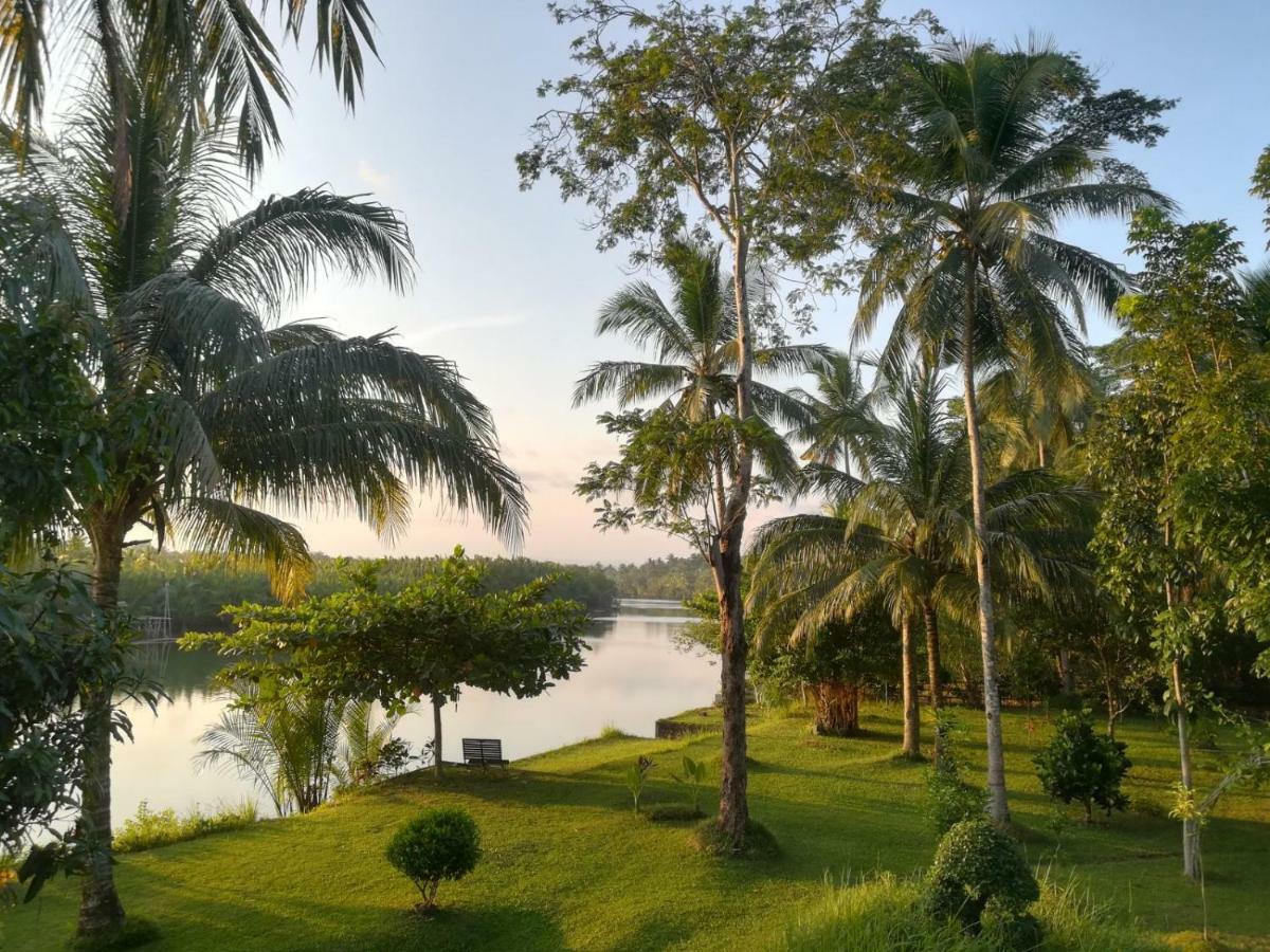 Villa Kanari Batukaras Luaran gambar